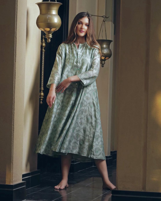 فستان تصميم قميص لينن مشجر