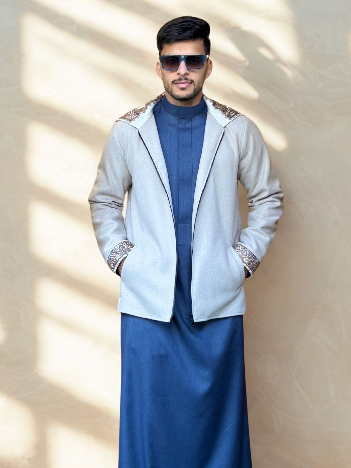 جاكيت الشال ( بيج رملي )