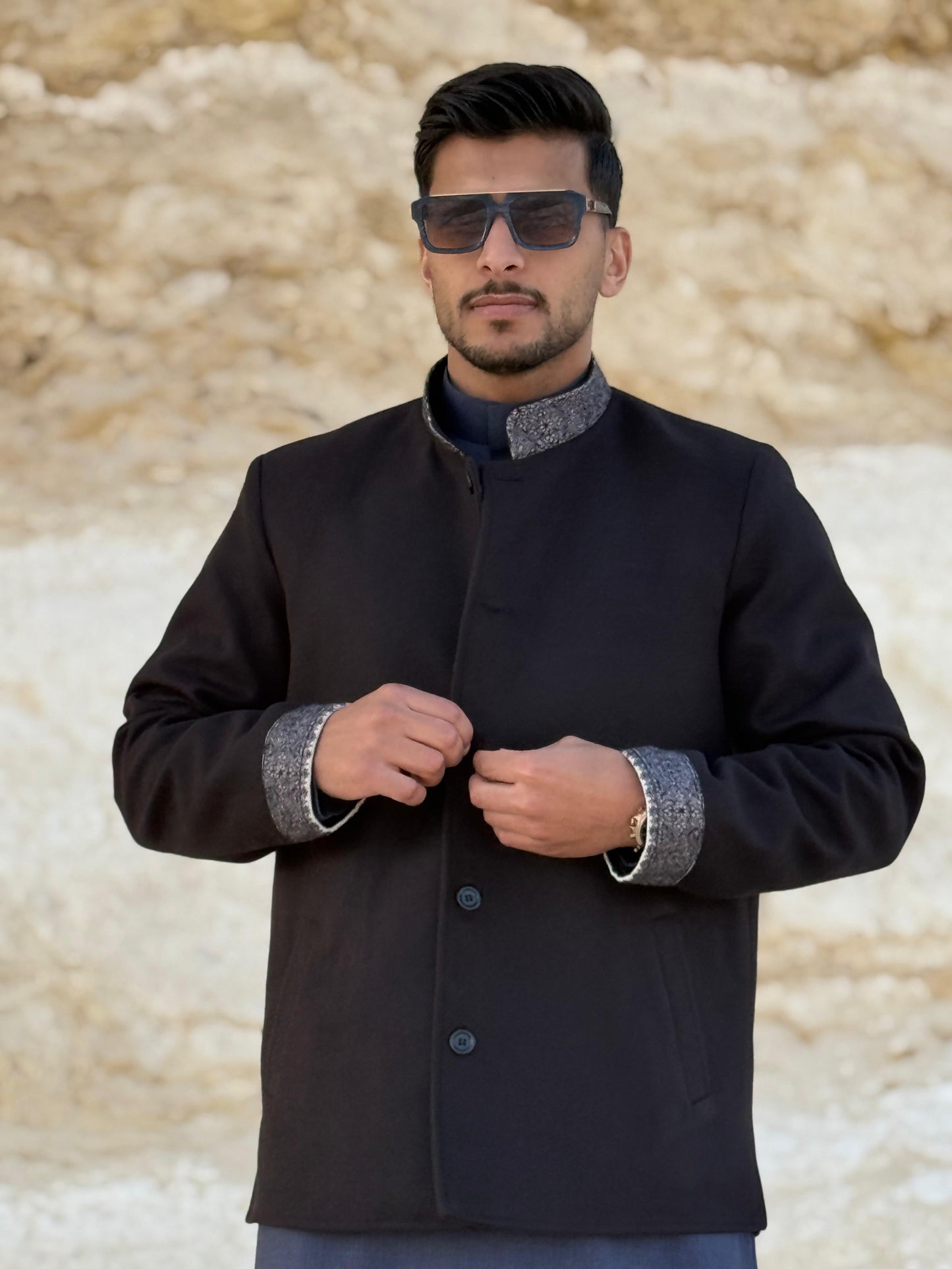 جاكيت الشال - جابنيز ( أسود )