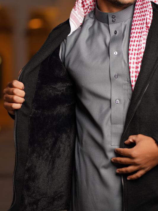 جاكيت صوف مبطن بفرو